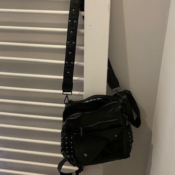 New eco-friendly leather backpack and crossbody bag - Picture 1 of 7